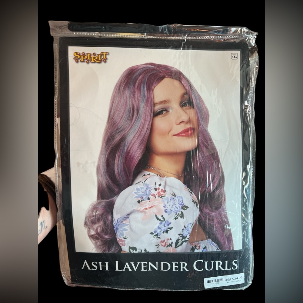 SPIRIT | NWT ASH LAVENDER CURLS WIG
